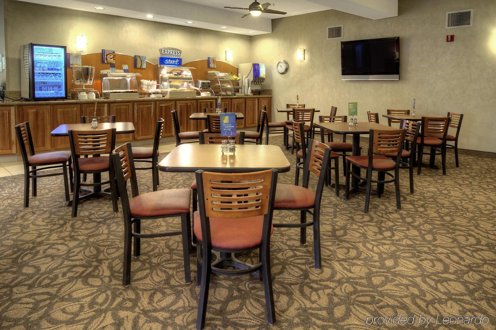 Holiday Inn Express Layton - I-15 By Ihg Exterior photo